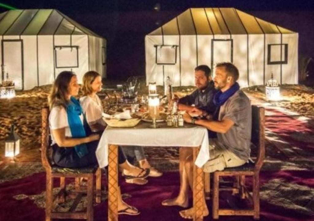 Blue Sky Luxury Camp Hotel Merzouga Luaran gambar